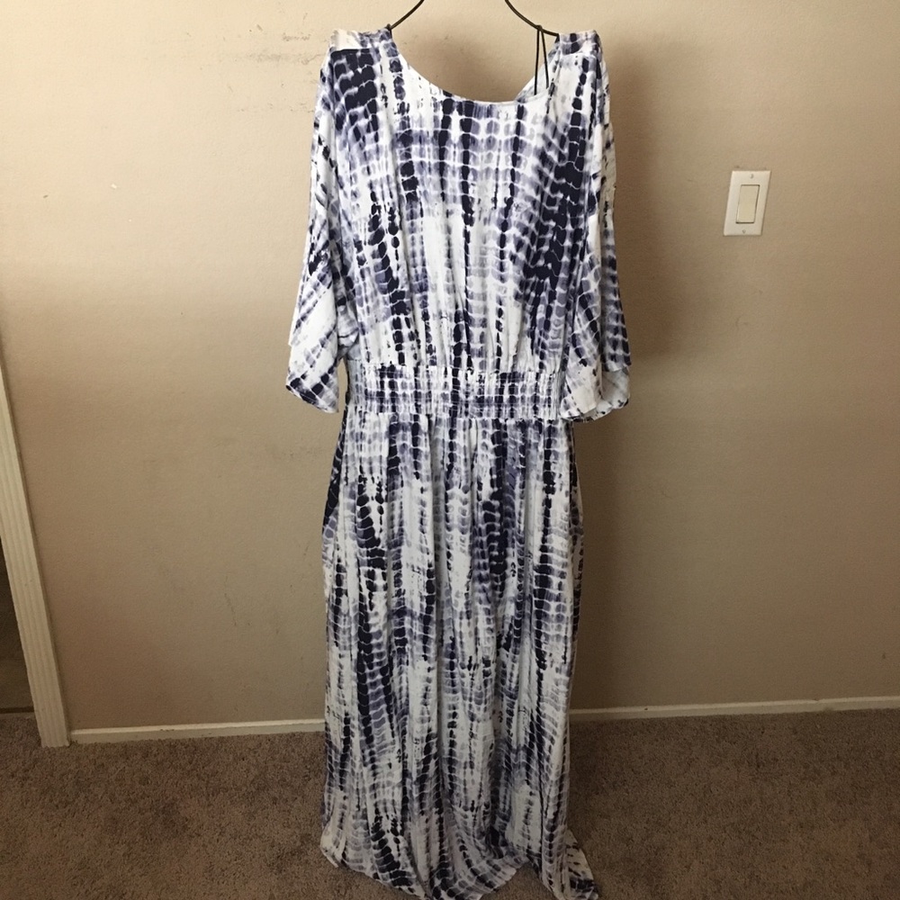 🎉Gorgeous Macy’s inc maxi dress size 3X look🎉 - Picture 5 of 7